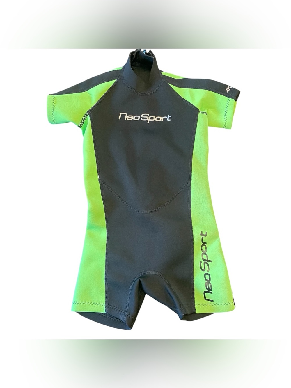 Neosport Kids 2MM Premium Shorty Wetsuit  Size 4 Unisex Swim Water Sports UV 50